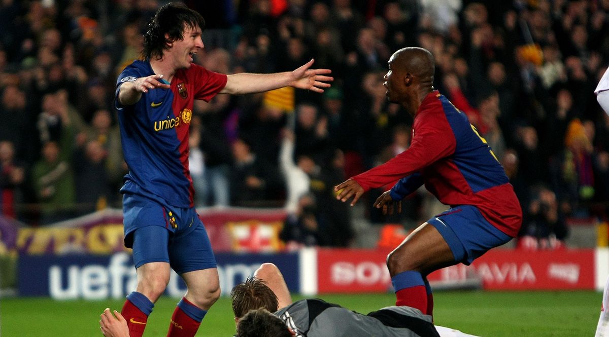 Messi and Eto'or celebrate a goal with the Barça