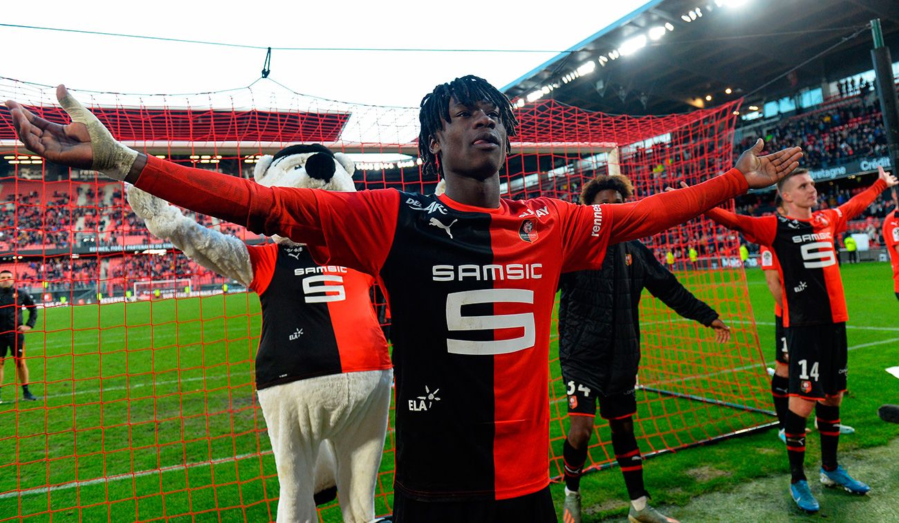 Eduardo Camavinga celebra una victoria con el Rennes