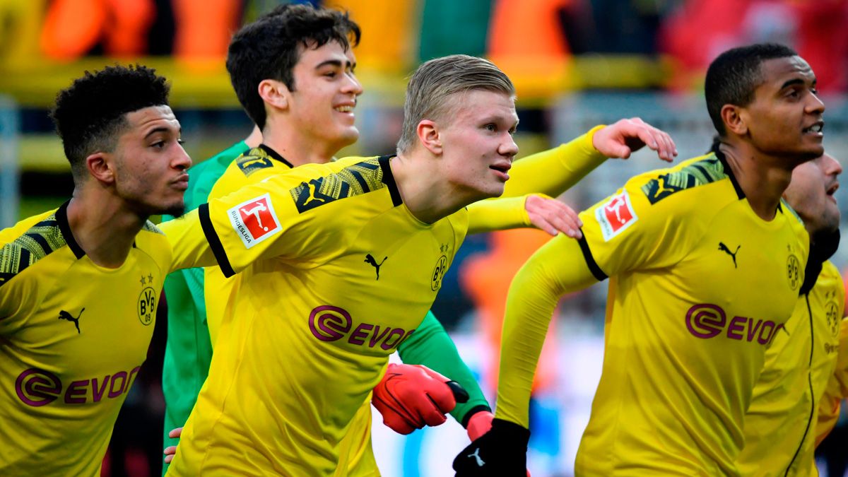 Erling Haaland celebra una victoria del Borussia Dortmund en la Bundesliga