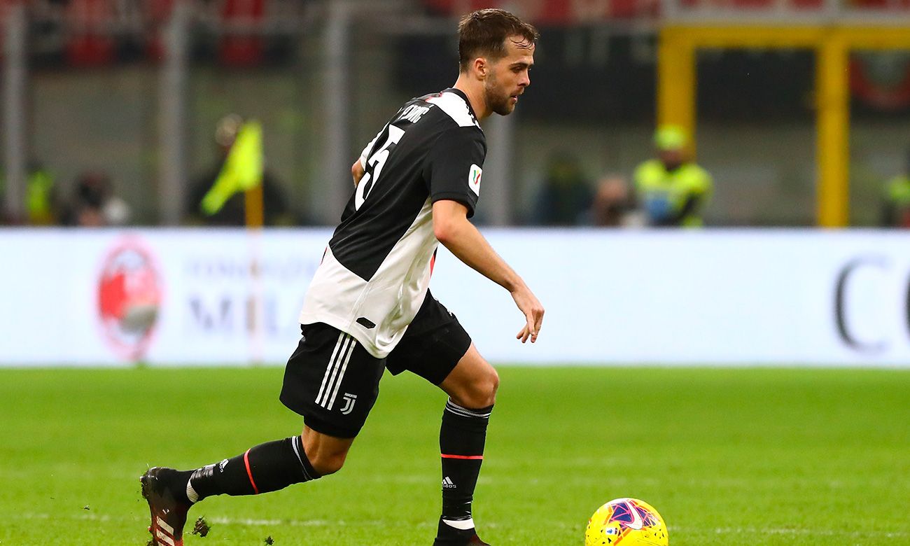Miralem Pjanic In a party with the Juve in Italy