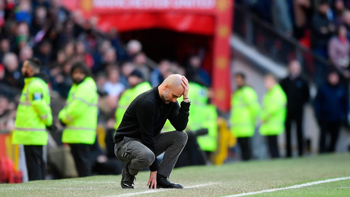 Pep Guardiola in a match of Manchester City in the Premier League