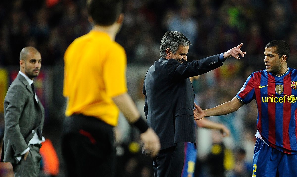 José Mourinho, Alves and Guardiola background in the Barça-Inter of Champions in the 2010