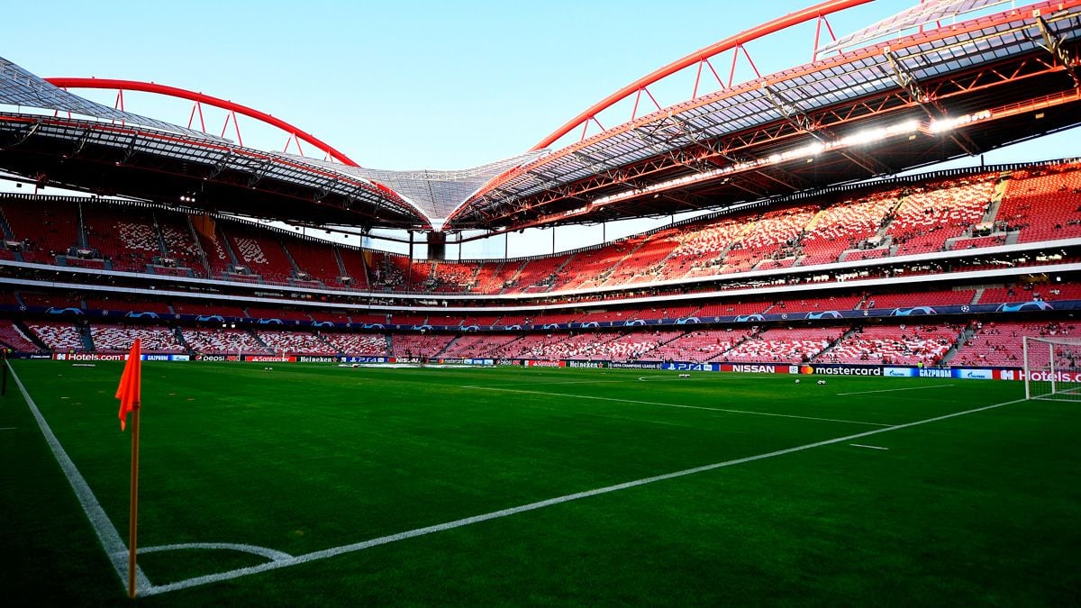 El Estádio Da Luz en Lisboa antes de un partido de Champions League