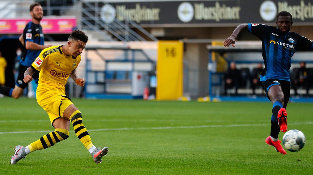 Jadon Sancho in a match of Borussia Dortmund in the Bundesliga
