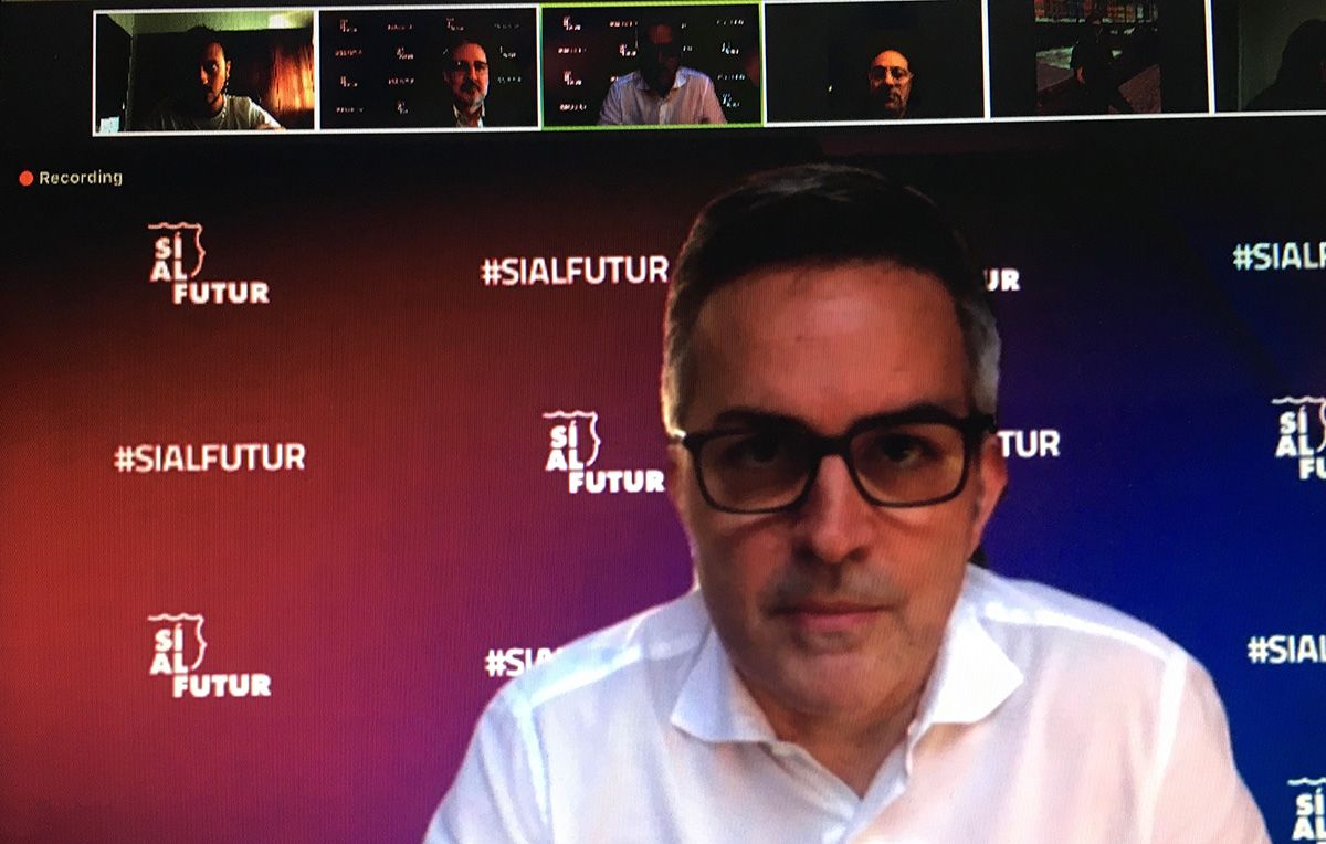 Víctor Font, answering to the questions of 'FCBN' through Zoom