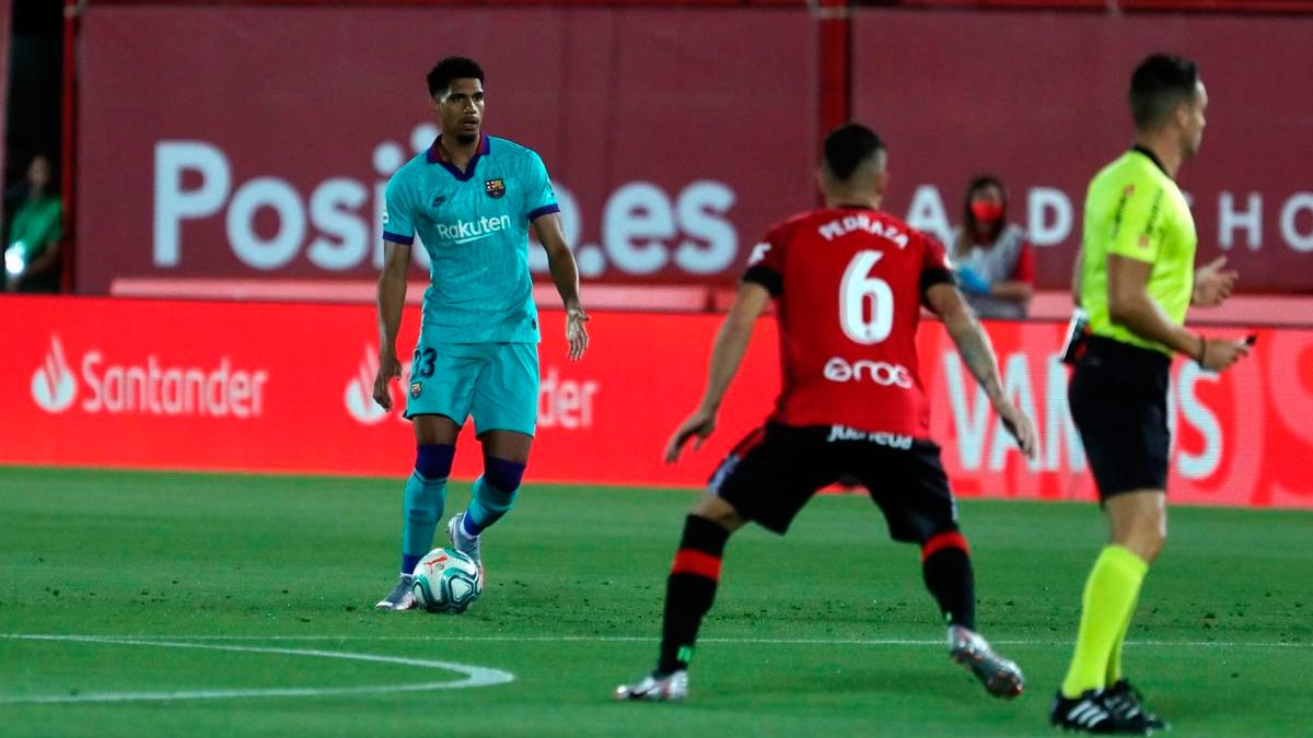 Ronald Araújo en un partido del Barça en LaLiga | FCB