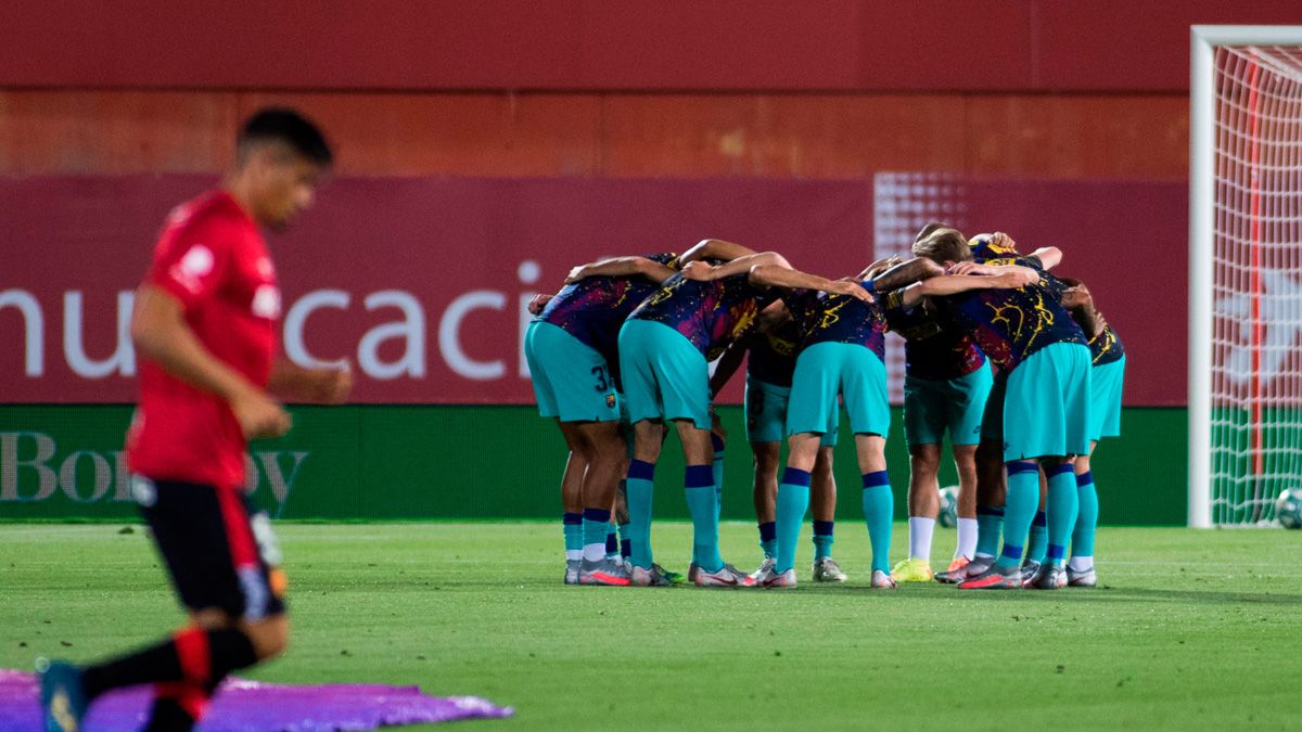 The players of Barça before a duel against Mallorca in LaLiga