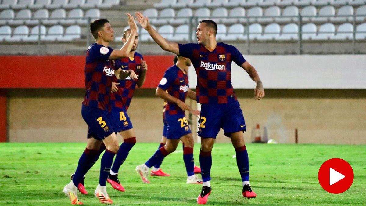 El Barça B, celebrando la victoria ante el Badajoz en los penaltis
