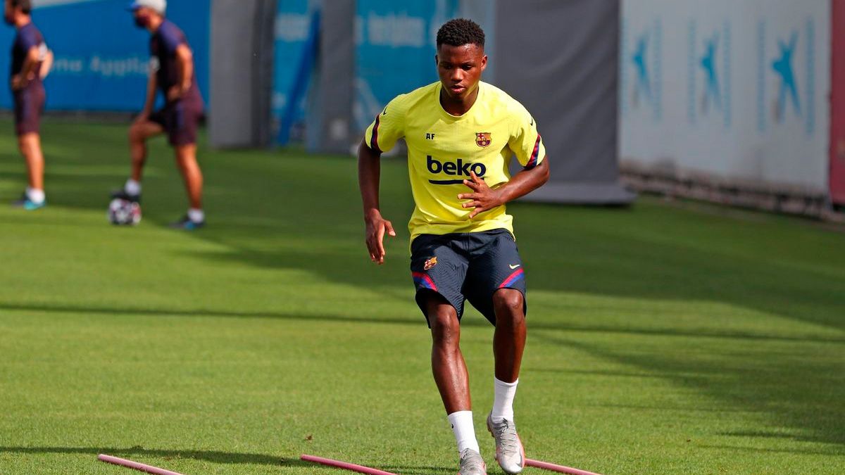 Ansu Fati in a training session of Barça | FCB