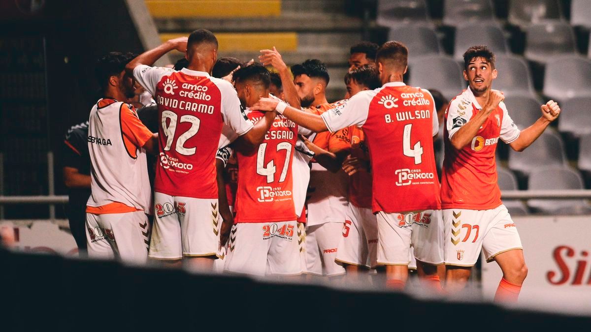 Francisco Trincao celebrates a goal of Sporting de Braga