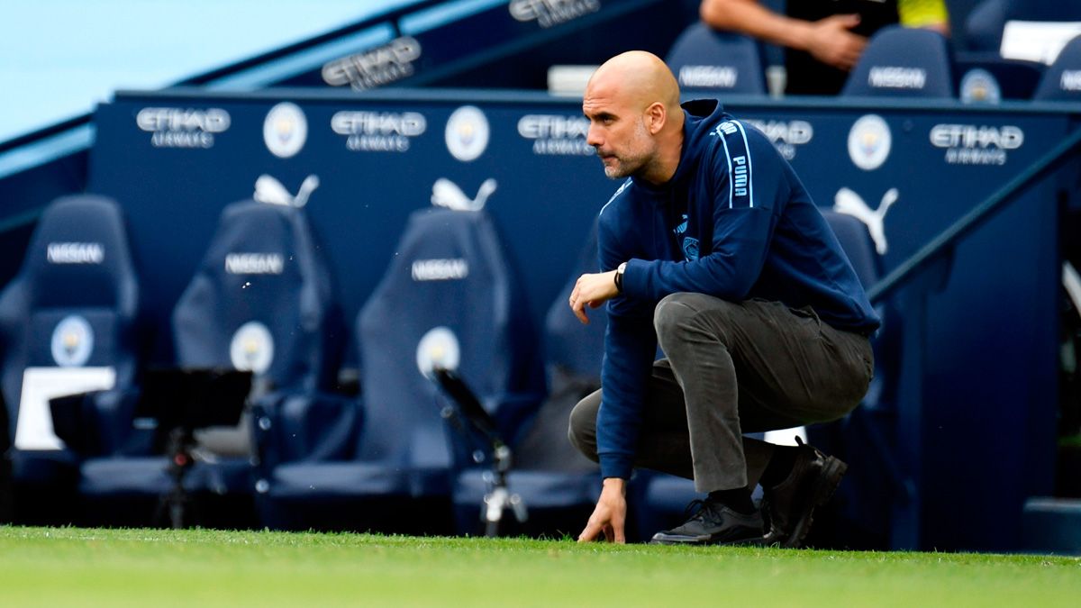 Pep Guardiola in a match of Manchester City in the Etihad Stadium