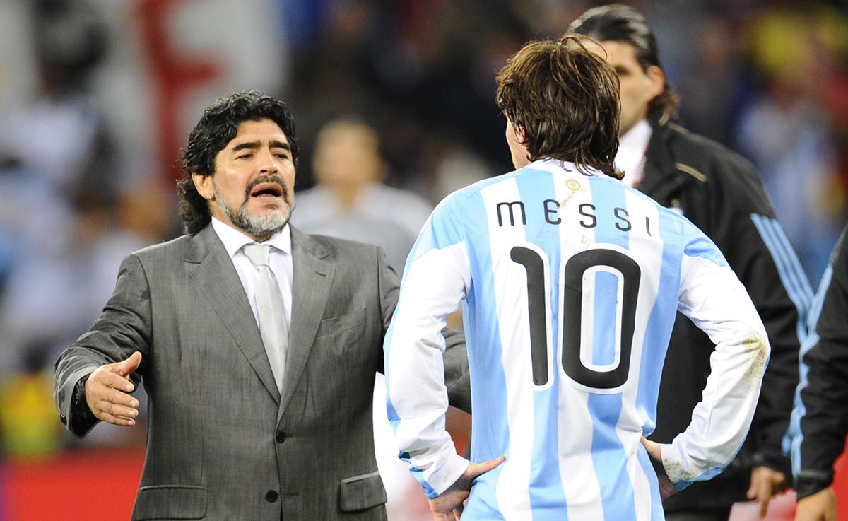 Leo Messi y Diego Armando Maradona, en una imagen de archivo