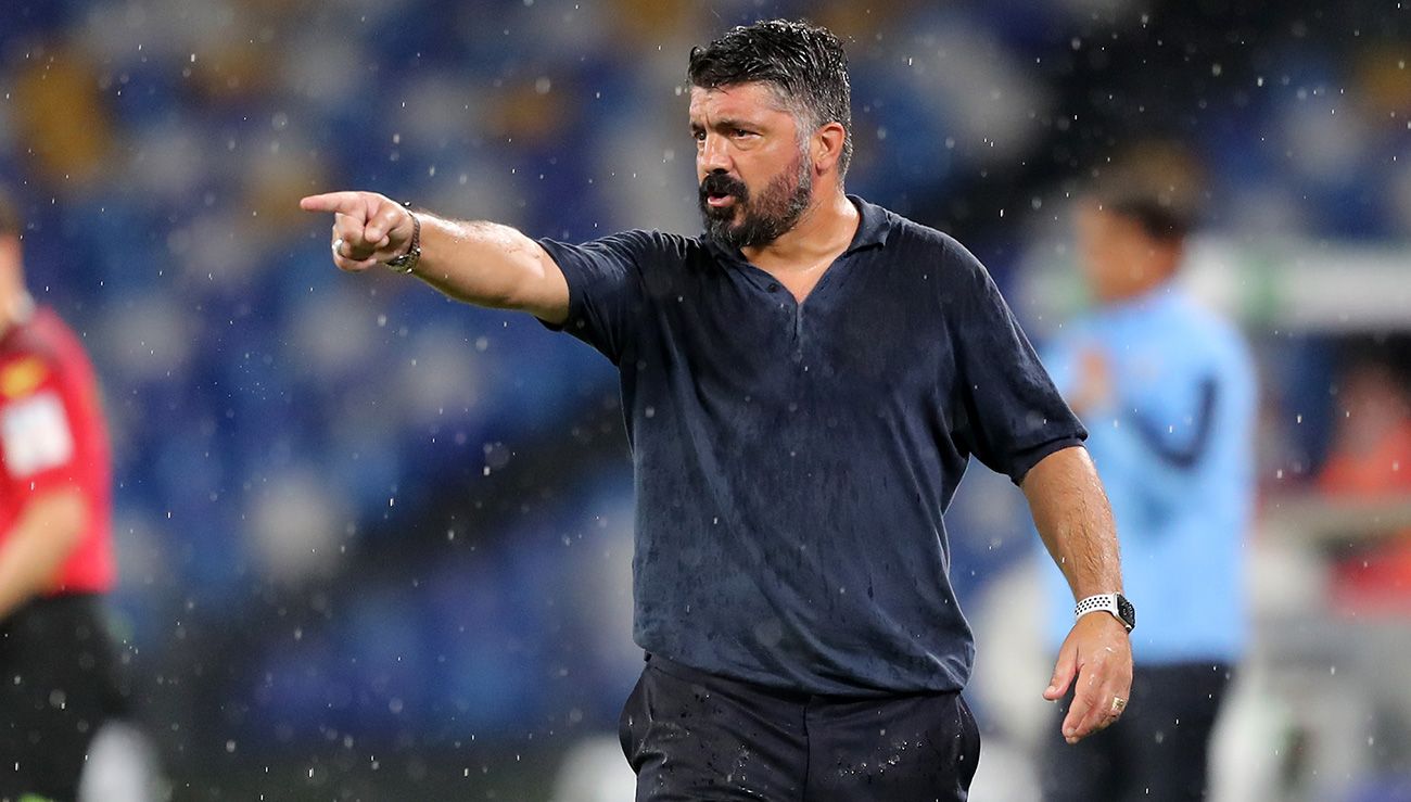 Gennaro Gattuso, trainer of the Naples, gives an order