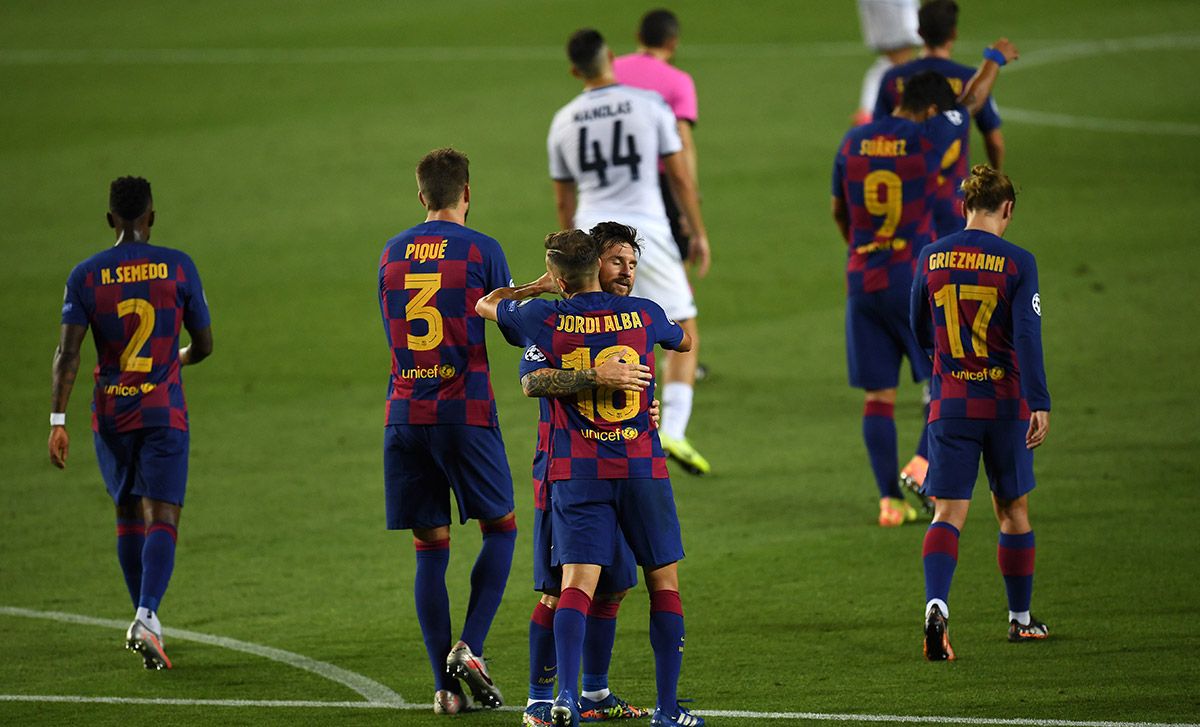 Jugadores del FC Barcelona celebrando un gol
