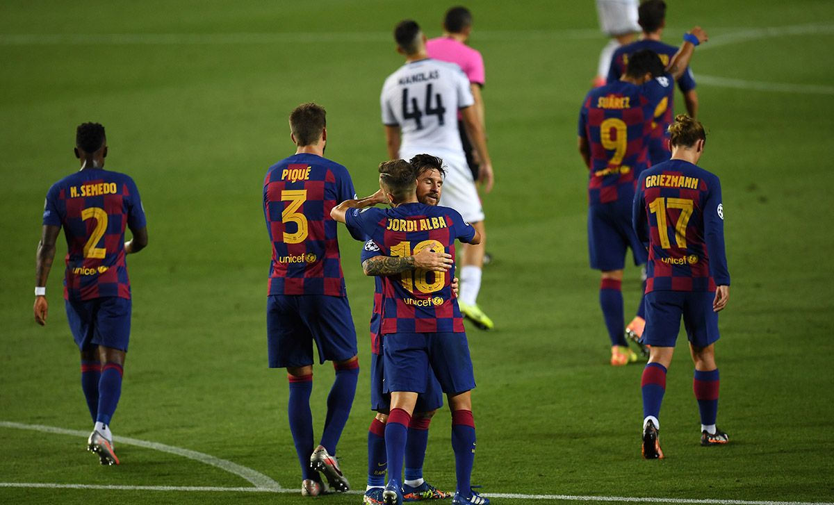 Players of the FC Barcelona celebrating a goal