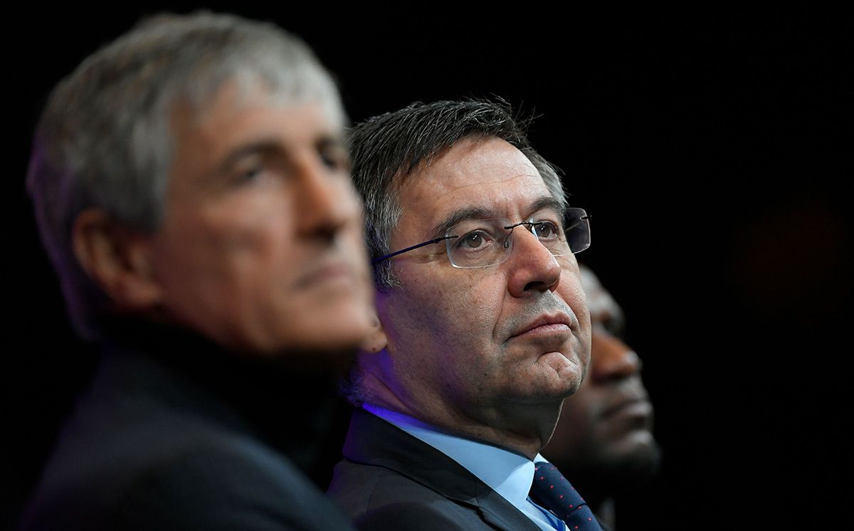 Josep Maria Bartomeu, with Quique Setién in an image of archive