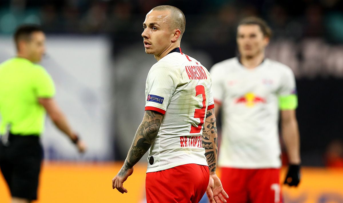 Angeliño, durante un partido con el RB Leipzig