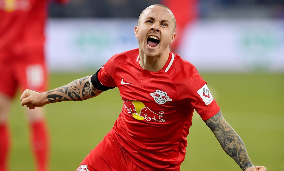 Angeliño, celebrating a goal with the RB Leipzig