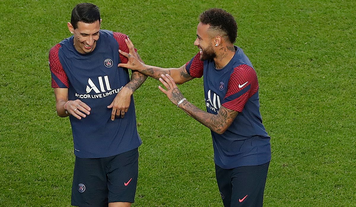 Neymar Jr y Ángel Di María, juntos en un entrenamiento del PSG