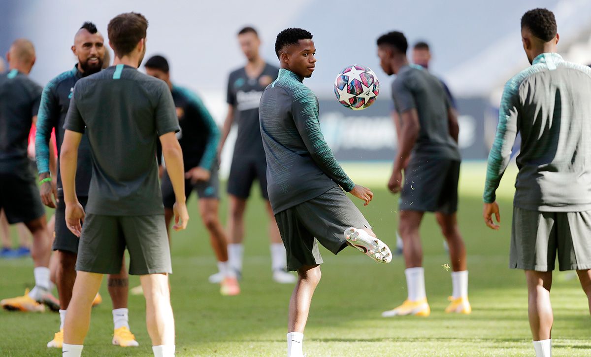 Ansu Fati, durante un entrenamiento con el FC Barcelona