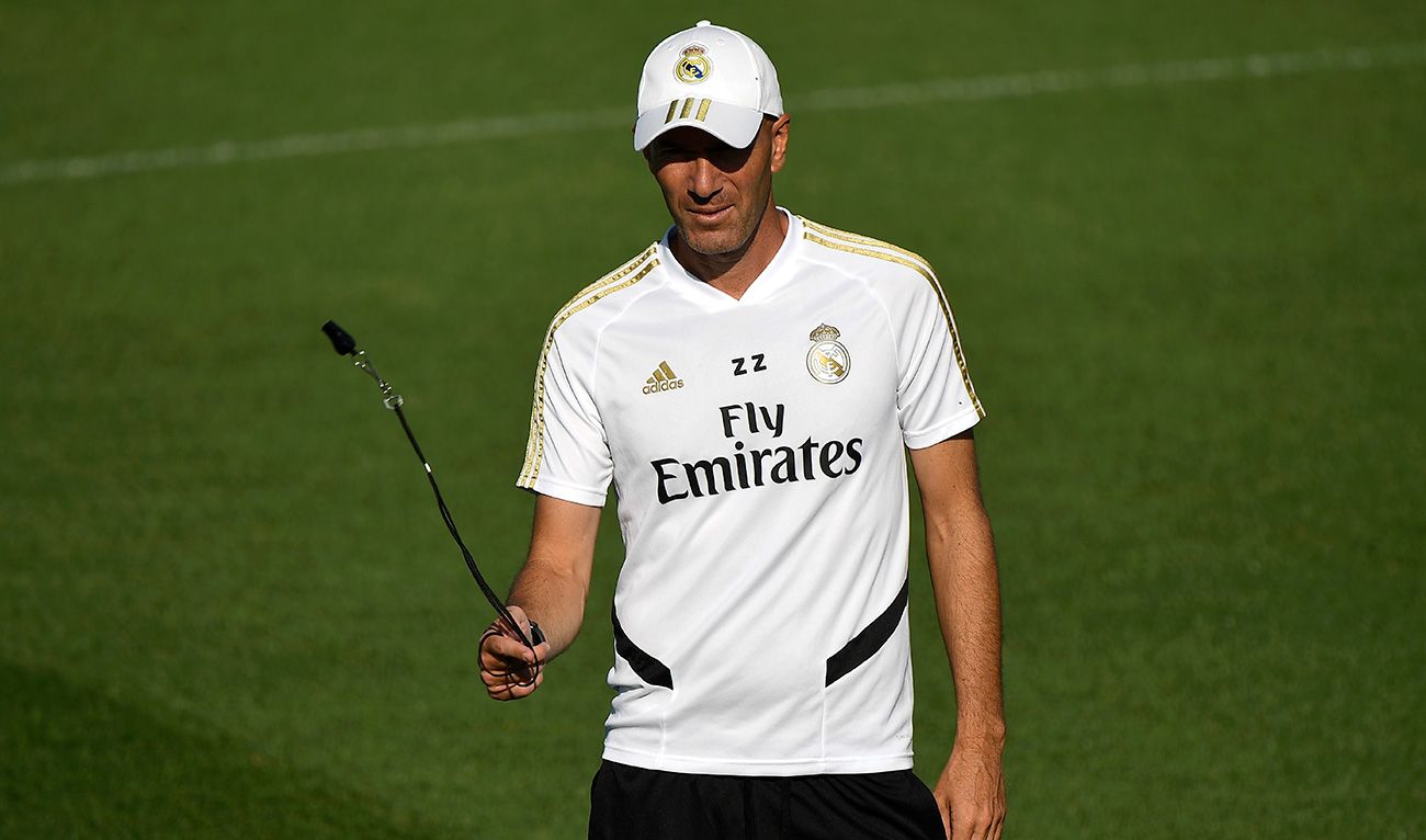 Zidane en un entrenamiento en pretemporada del Madrid