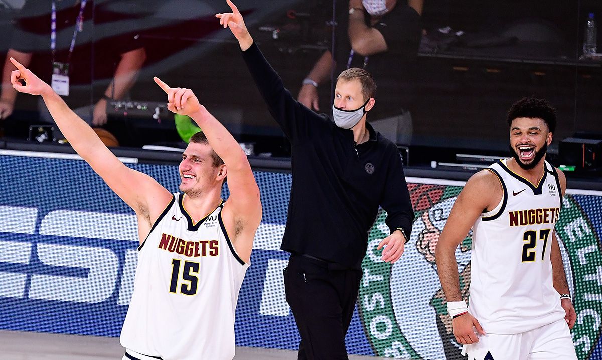 Nikola Jokic, celebrating the victory and the pass of the Denver Nuggets