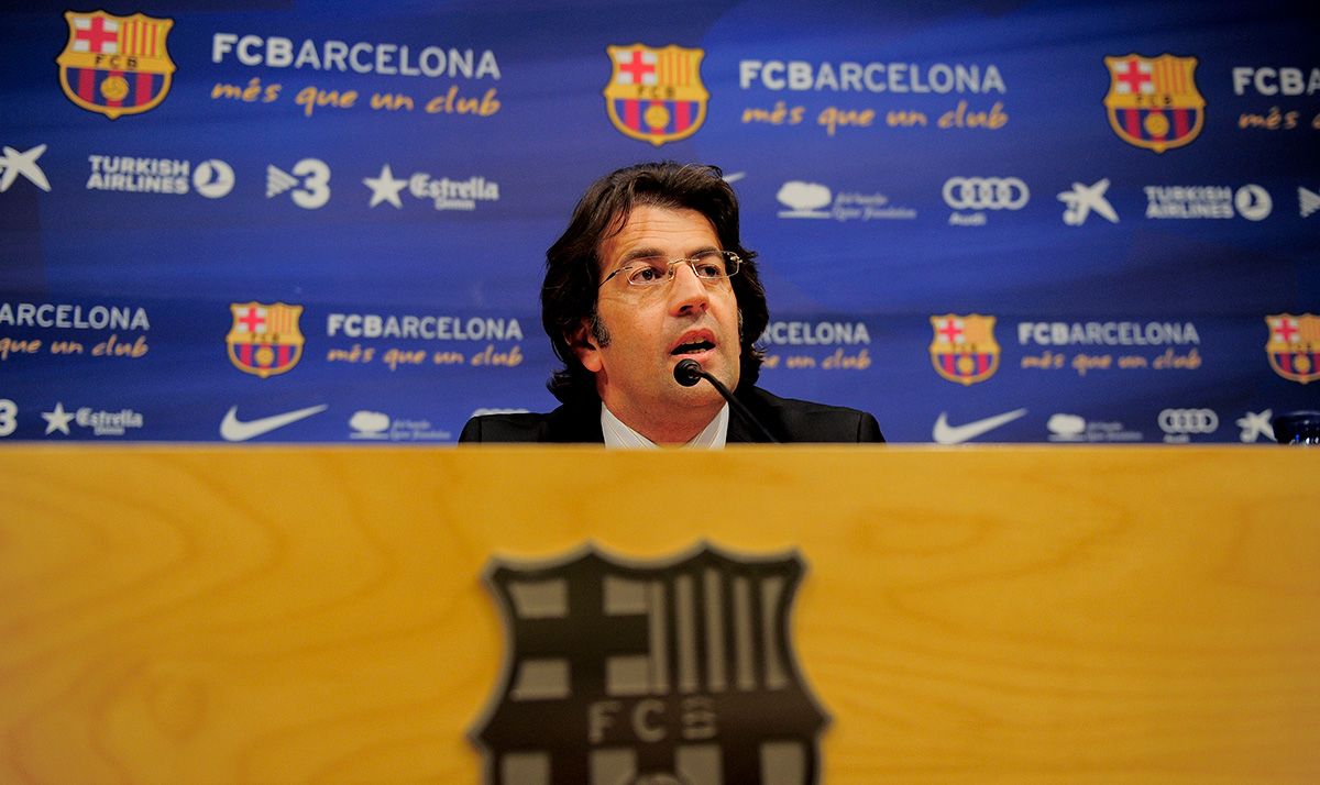 Toni Freixa, in an image of archive like spokesman of the Barça