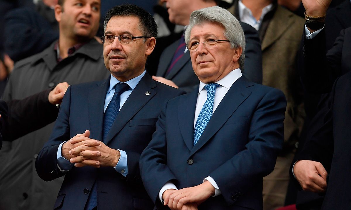 Josep Maria Bartomeu beside Enrique Cerezo, president of the Athletic of Madrid