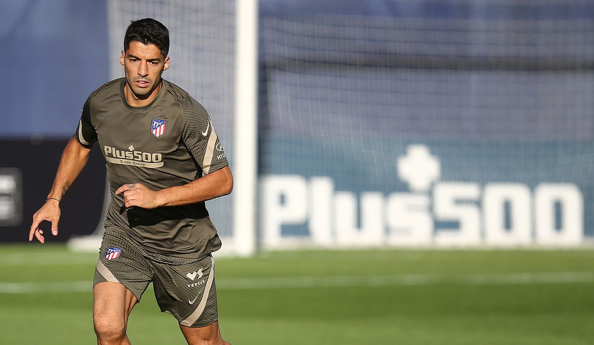 Luis Suárez in his first training with the Athletic of Madrid