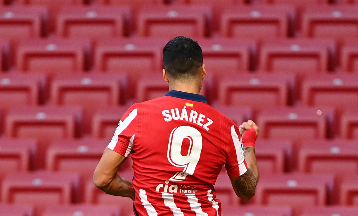 Luis Suárez celebrando su gol con el Atlético