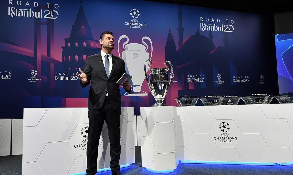 Imagen del último sorteo celebrado de la UEFA Champions League