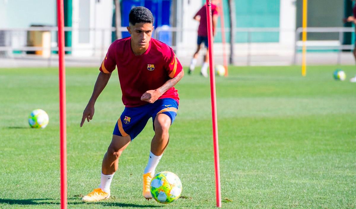 Gustavo Maia, durante un entrenamiento con el FC Barcelona