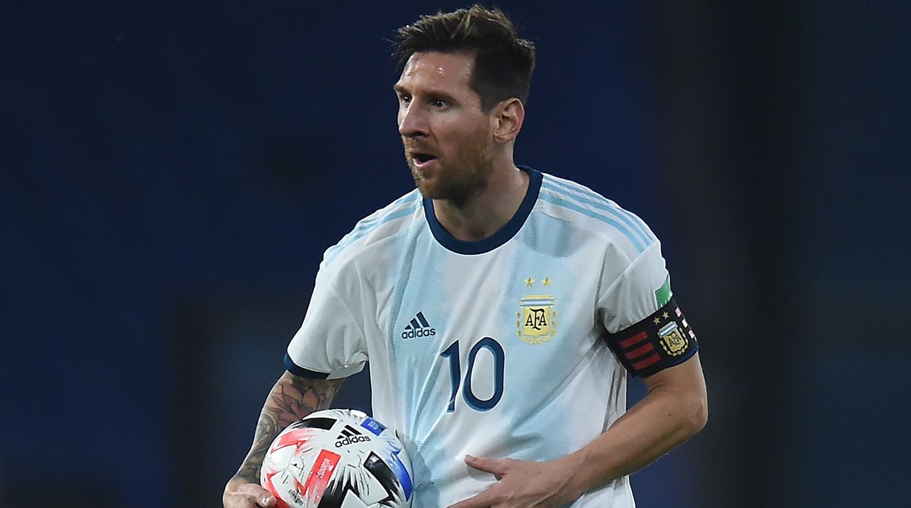 Leo Messi en el partido de Argentina ante Ecuador