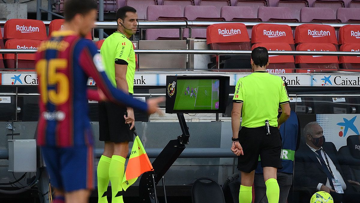 Martinez munuera reviews the penalti