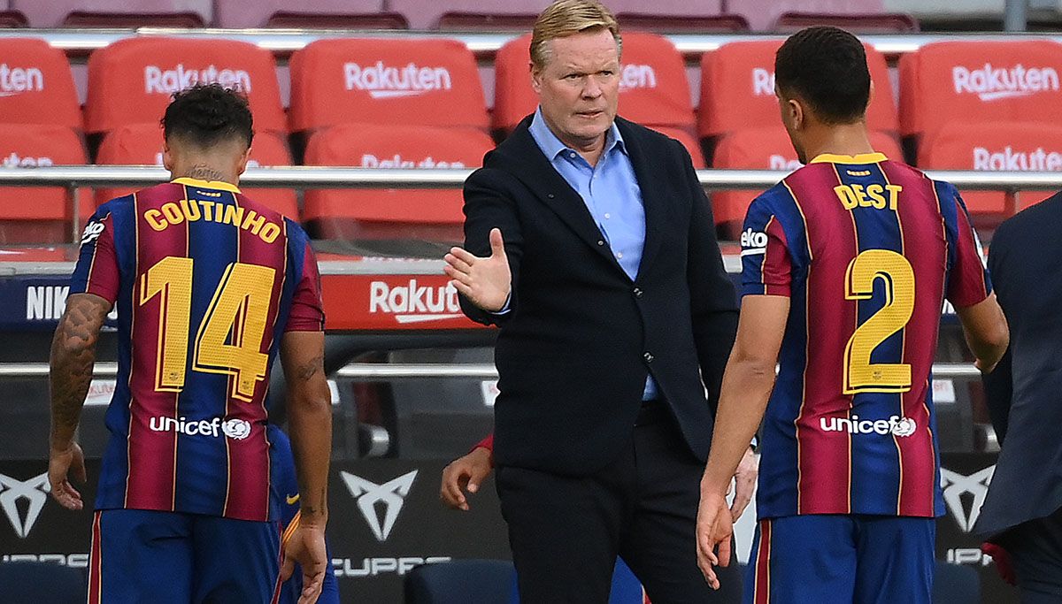 Ronald Koeman with Coutinho and Dest
