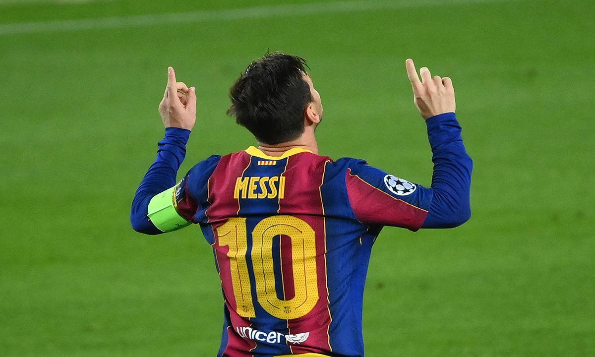 Messi, celebrating one of the goals that has done this season with the FC Barcelona