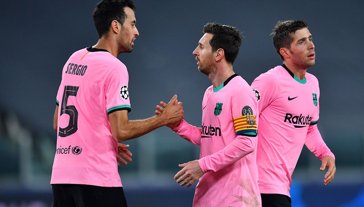 Busquets and Messi against the Juve