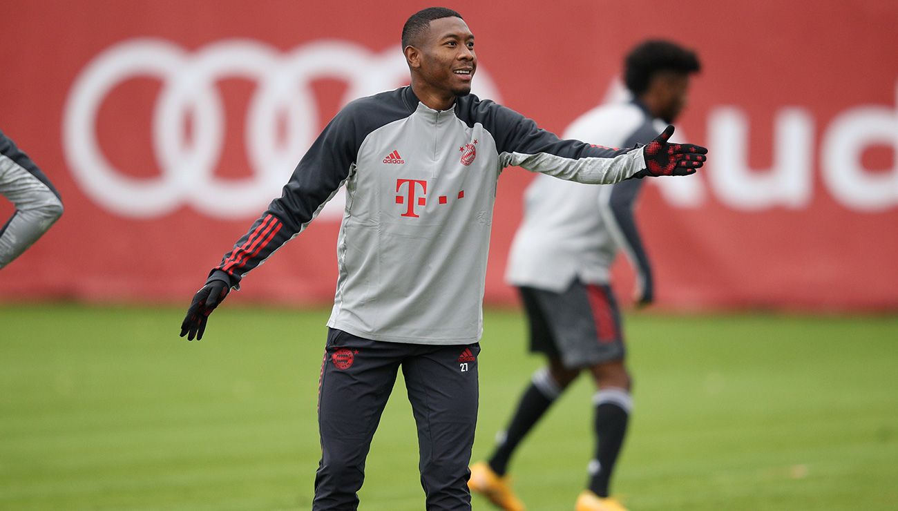 David Praises in a training with the Bayern