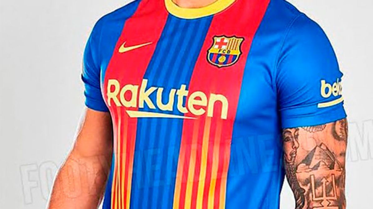Fourth t-shirt of the FC Barcelona 2020-21 | Source: @footyheadlines