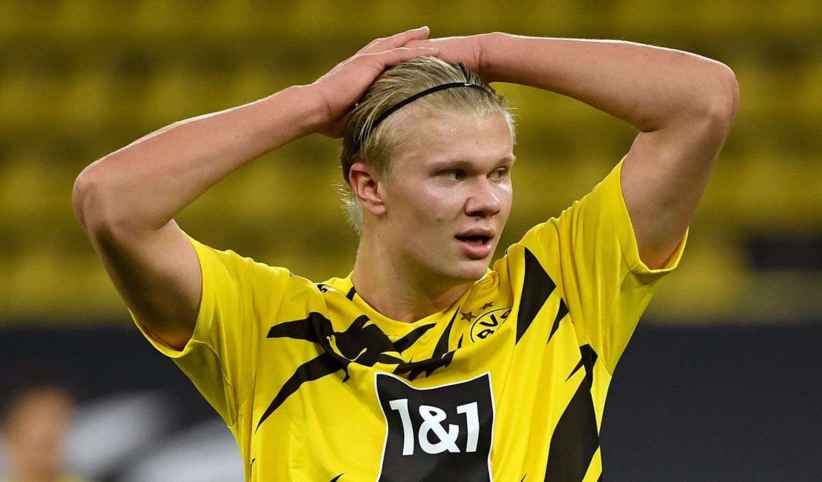 Erling Haaland, lamentando haber fallado una ocasión con el Dortmund