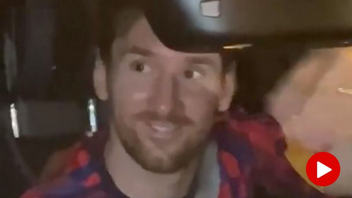 Leo Messi smiling