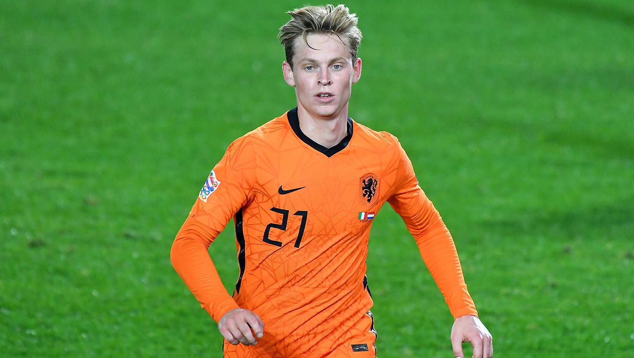 Frenkie de Jong en un partido con Holanda