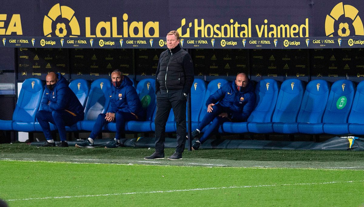 Ronald Koeman in the bench of Ramón of Carranza