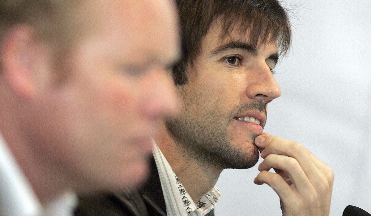 David Albelda and Ronald Koeman, during a press conference in 2014