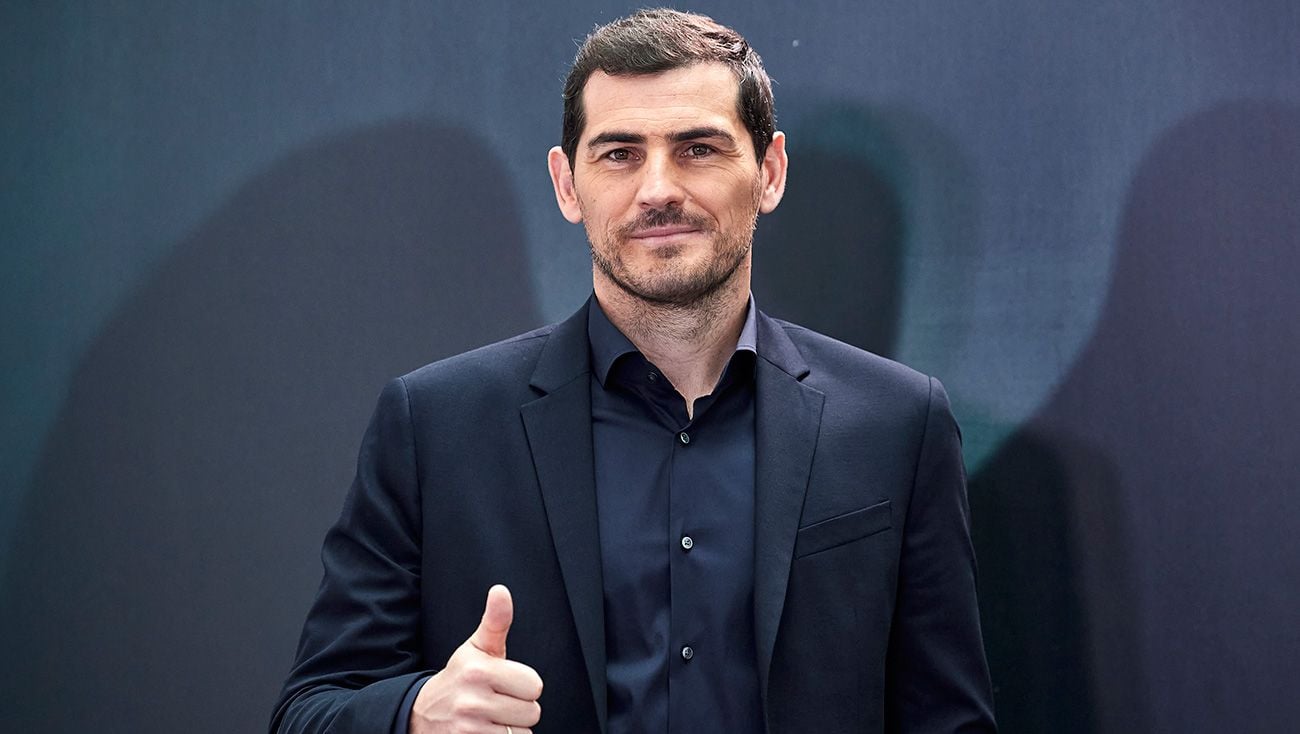 Iker Boxes in the presentation of his documentary