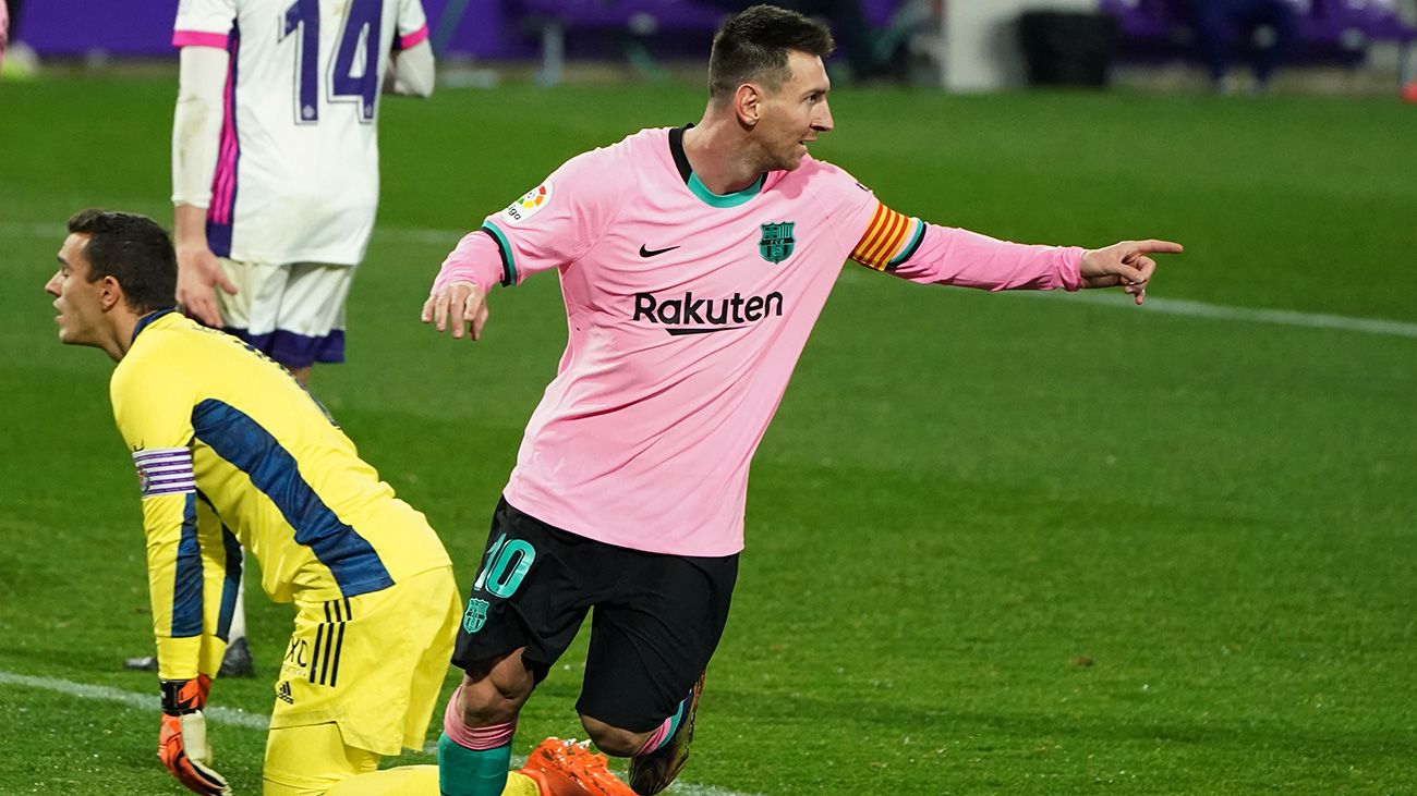 Leo Messi celebrates his goal in Valladolid