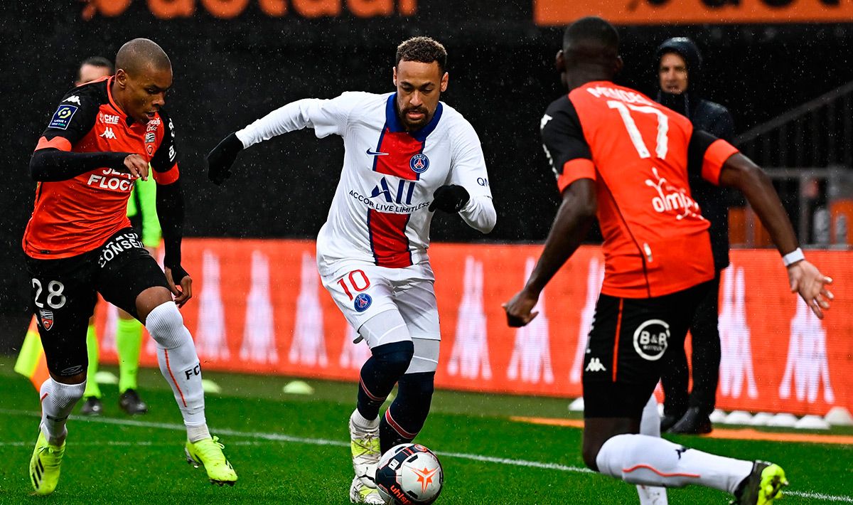 Neymar en la derrota del PSG ante el Lorient