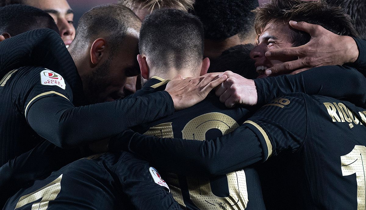 Players of the FC Barcelona celebrating a goal