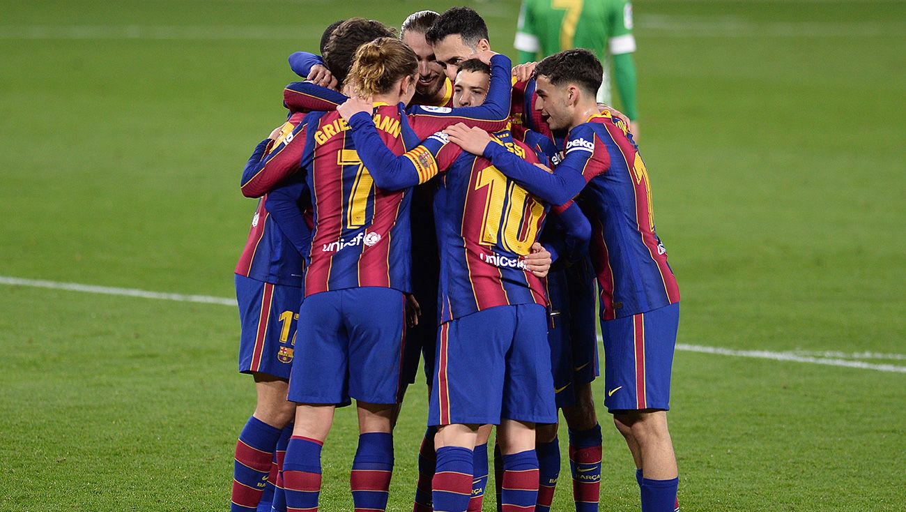 Los jugadores del Barça celebran un gol