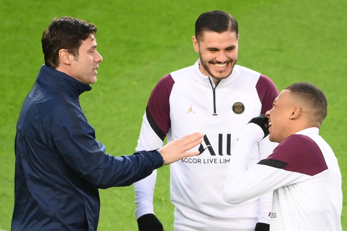 Pochettino And Mbappé in a training of the PSG